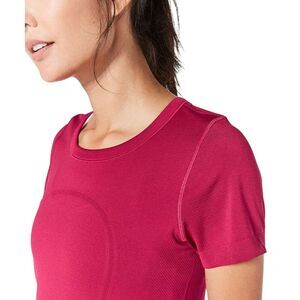 Lululemon Swiftly Tech Short-Sleeve Shirt 2.0 *Ruby Red